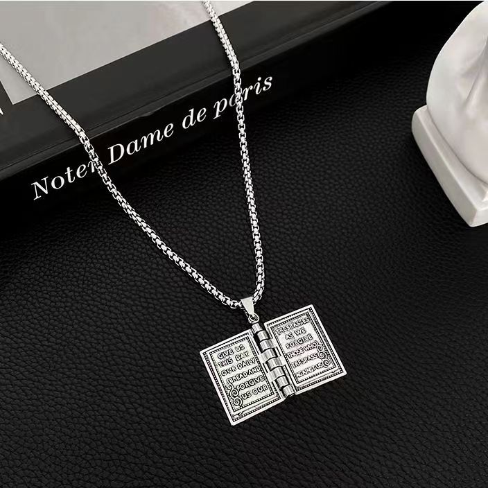 Personalized Cross Scripture Pendant Necklace For Men And Women_voghion.com