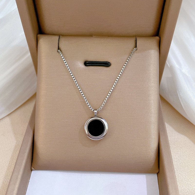 [Corpo intero in acciaio al titanio] Fritillaria anello circolare fornace minimalista collana in vero oro per donna in maglia rossa_voghion.com