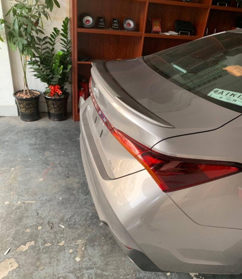 Suitable for 19-25 Models of Toyota Avalon, Original Rear Wing Accessories, No-Drill Modification Parts, Carbon Fiber