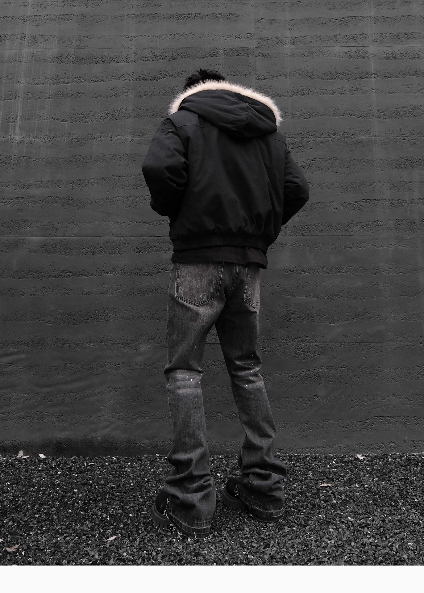 Men's Retro Ink Splashed Straight Leg Jeans With Raw Edge Detail_voghion.com