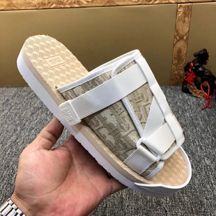 �W�޳�������Ь2025�ļ���Ь�r�г����p�����һ�֛���Ь