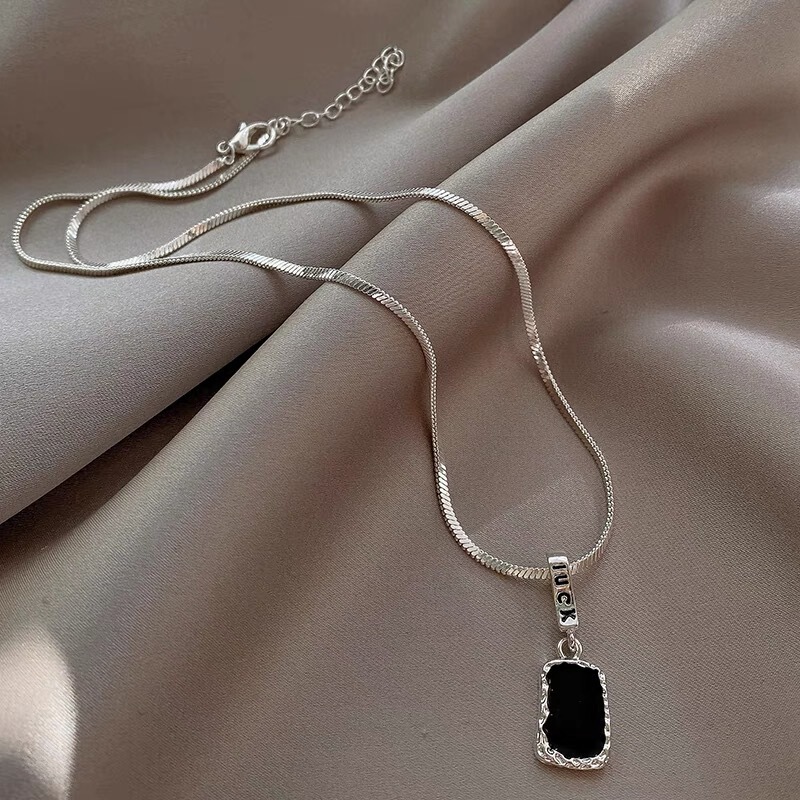 Irregular Geometric Black Square Titanium Steel Necklace Women's Light Luxury Niche Design Simple Sweet Cool Double-Sided Sweater Chain