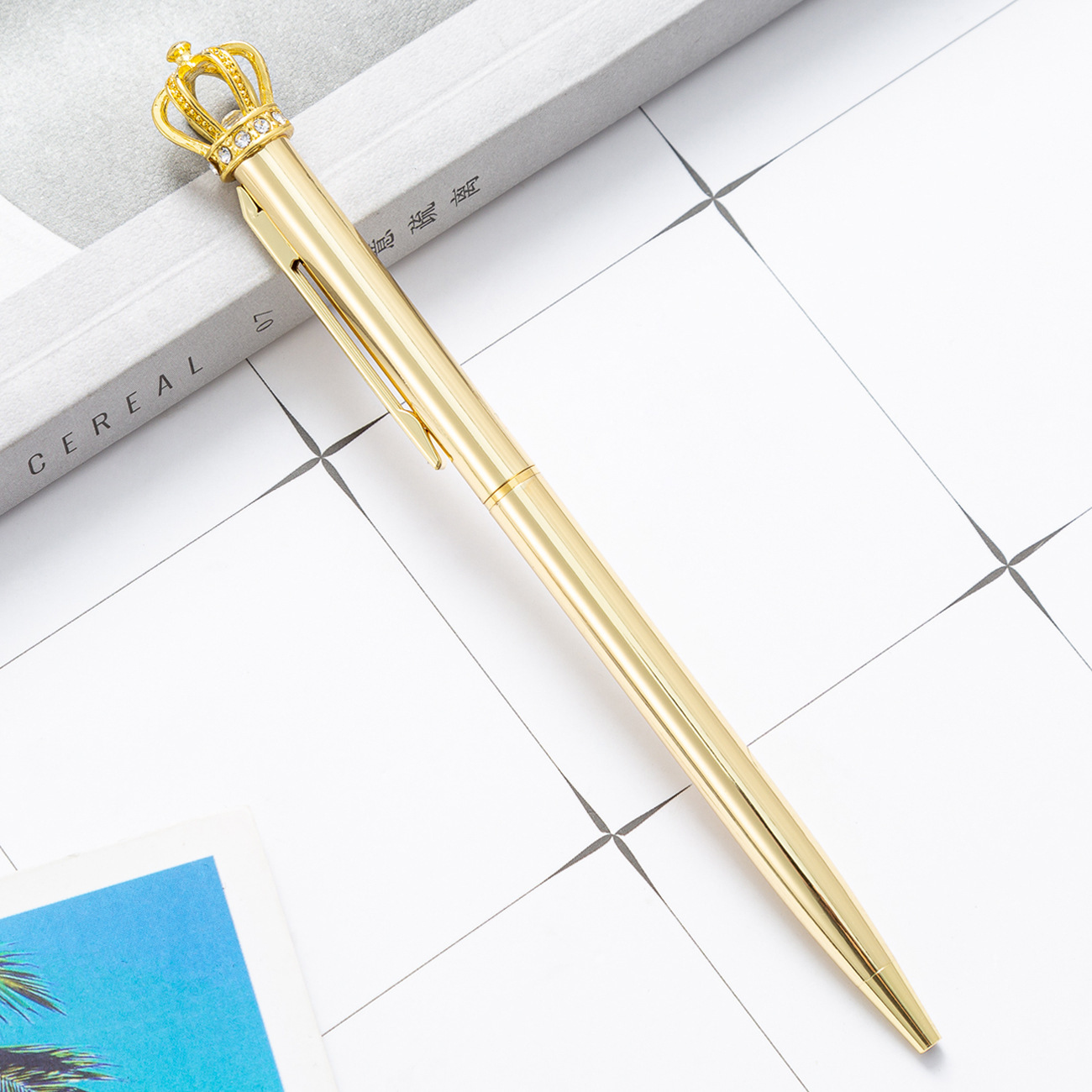 Lápiz de bola de metal de corona de dibujos animados de alto valor escolar lápiz de escritura de escritorio de oficina lápiz de firma lápiz de regalo al por mayor