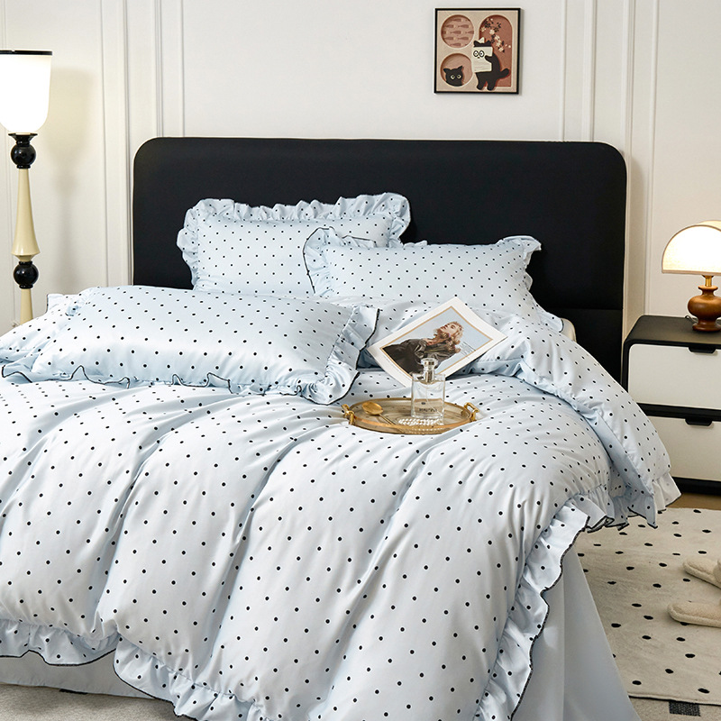 Primavera y verano lujoso helado de cuatro piezas de lavado con agua de tres piezas de sábanas lavadoras a máquina seda lisa y desnuda para dormir cubierta de edredón doble