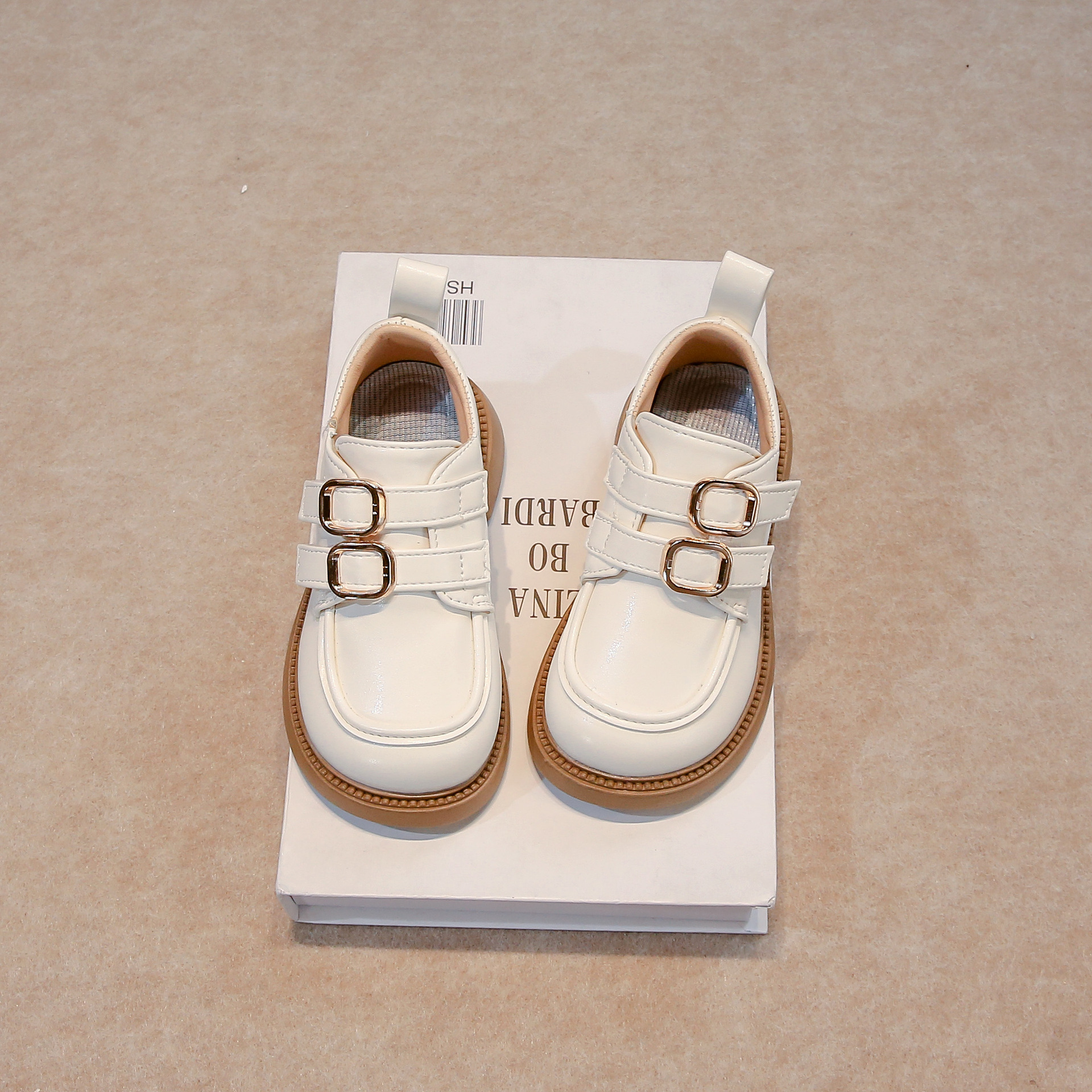 Zapatos de cuero estilo princesa para niñas, nueva colección primavera-otoño 2026, mocasines elegantes estilo británico para estudiantes, zapatos de moda.
