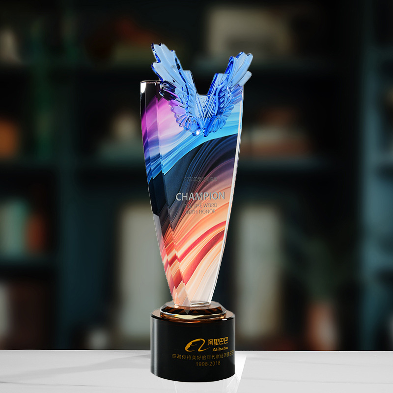 Trofeo de cristal de grabación reunión anual de competición de premios medallas de metal de madera sólida colorido trofeo de cristal impreso