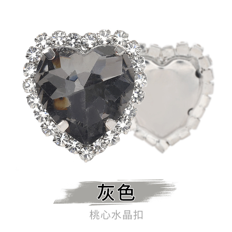 Perforación de garras de borde en forma de corazón transfronterizo Perforación artificial Perforación de diamantes cosidos a mano Adornos de zapatos Accesorios de joyería de ropa Hebilla de cristal de corazón de melocotón