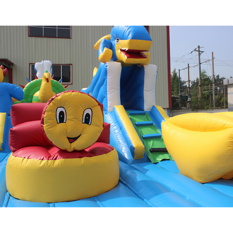 Nuevo castillo inflable al aire libre grandes niños trampolín centro comercial cuadrado patio interior diapositiva Castillo travieso