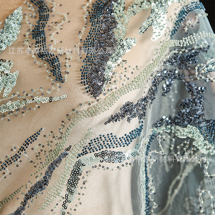 Tejido de sequilla tela de ropa azul hilo de malla tela flor sequilla cuentas de clavado cuentas de perforación vestido de alta gama