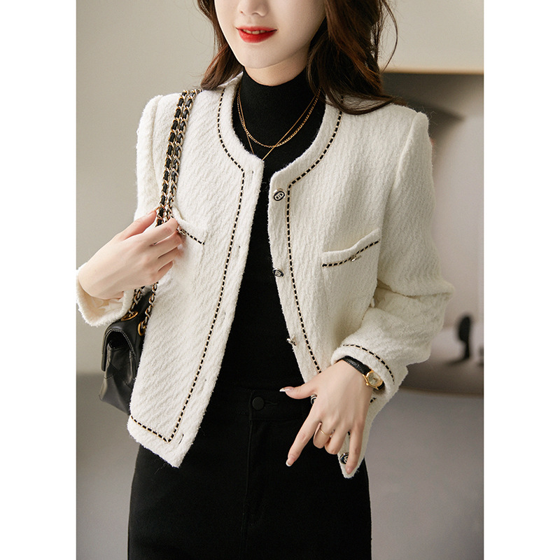 The elegant elegance of the elegant appearance ~ autumn new products