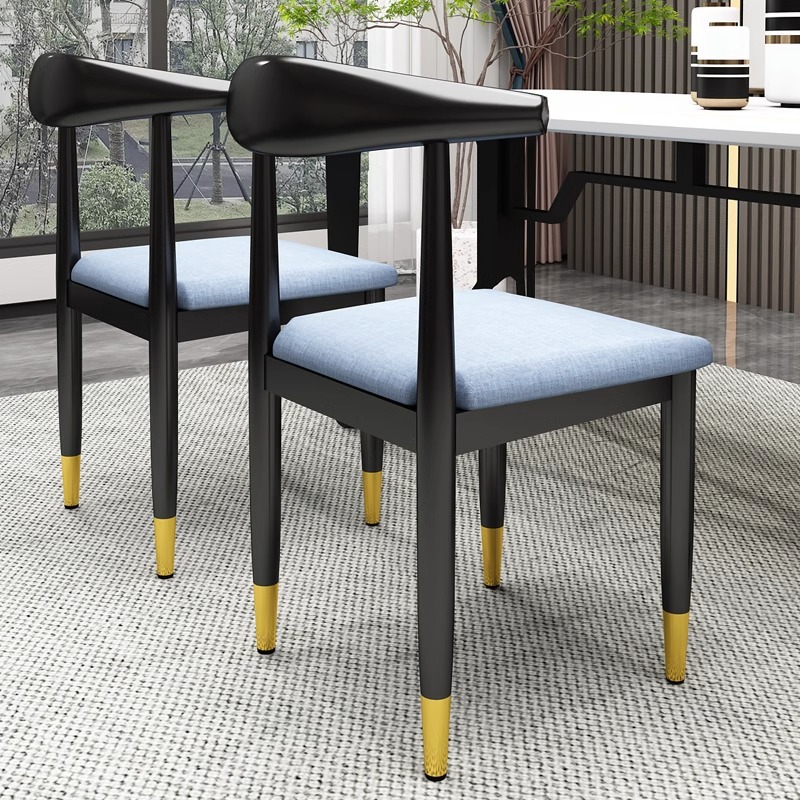 Mesa de comedor silla de lujo ligera silla de cuerno casera respaldo escritorio para aprender maquillaje simple silla de negociación especial de restaurante moderno