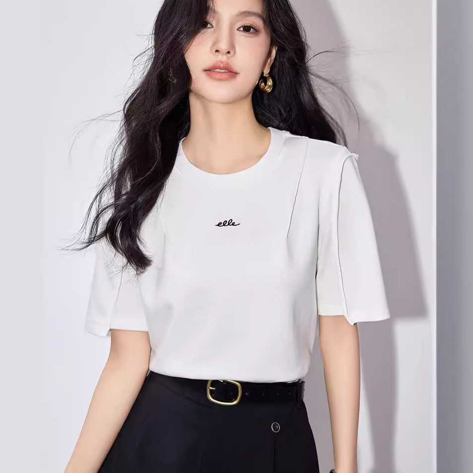 Elegant minimalistic white summer design T-shirt for leisure