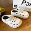 05 Dongdong white nude shoes