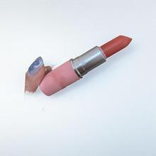 唇膏粉壳新款限定流行同款热卖微商情人节联名口红六色甜美滋润