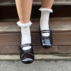 現物 ~ 蝶結びのバレエのフラットシューズの女性2025夏の新型フランスのボタンはメアリー珍の小さい靴を持ちます。