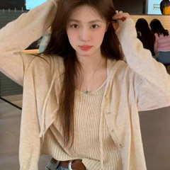 宽松慵懒风疏离感穿搭连帽针织开衫女设计感假两件长袖别致上衣秋