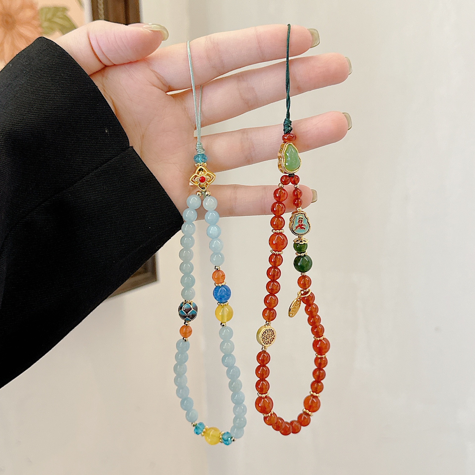 Cadena de teléfono móvil de alta gama hecha a mano boutique, piedra de ágata natural cloisonné, cordón de teléfono móvil de moda, colgante de cadena corta