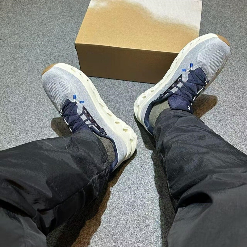 Exclusively for Foreign Trade, Shipped from Putian, on Running Cloudtilt New Spring/Summer Lightweight Casual Shoes, Couple Shoes, Running Shoes Exclusively for Foreign Trade, Shipped from Putian, on Running Cloudtilt New Spring/Summer Lightweight Casual Shoes, Couple Shoes, Running Shoes