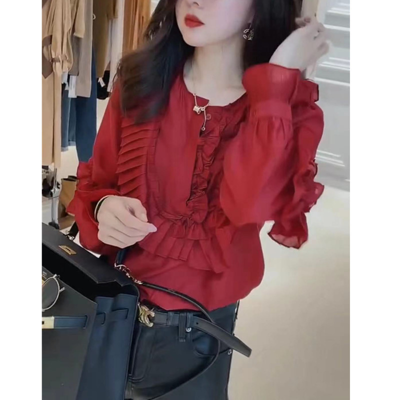 9857 Daai Mei Yiyuan 2025 Autumn New Round Neck Pleated Ruffle Long Sleeve Women's Shirt Red Blouse_ecoleips.com
