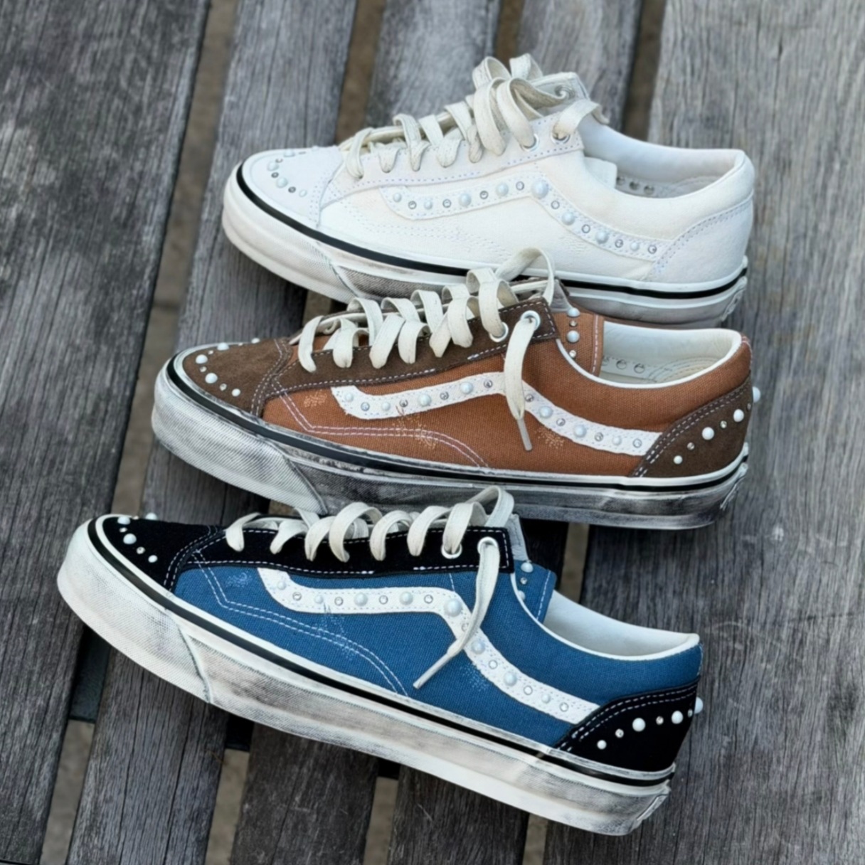 Putian Shoes Old Skool American Retro Sneakers with Pearl Rhinestones, Vintage Distressed Low-Top Skate Shoes for Men and Women