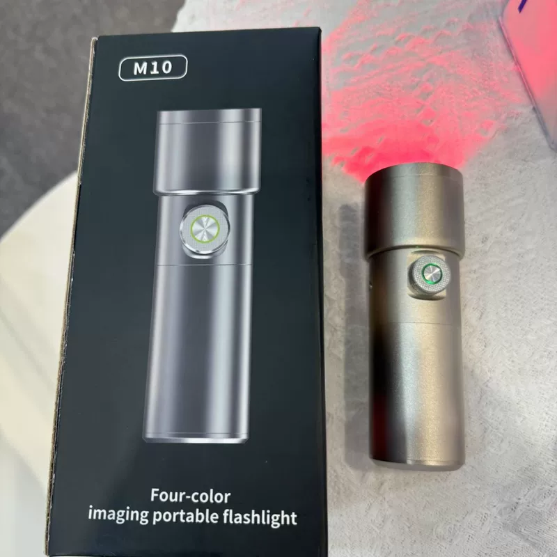 Two-color flashlight, travel handheld atmospheric adjustable fill light