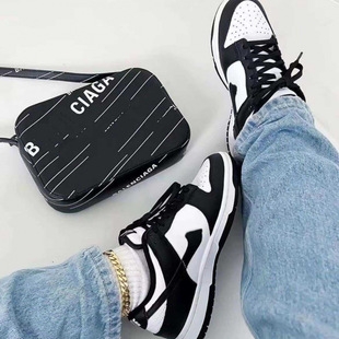 ����Ь��ԭdunk�ڰ���؈��Ьsb�͎��^��ţƤ��W�{ŮЬ�\��
