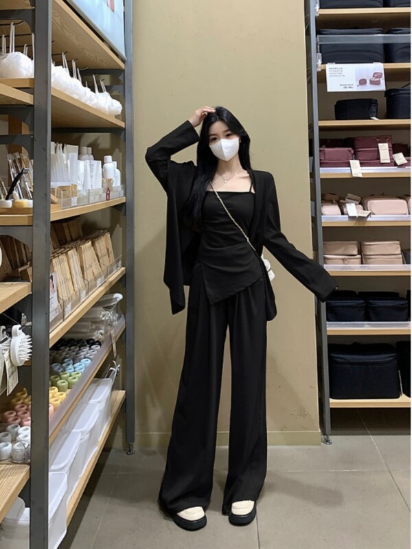大码女装气质感套装秋季吊带上衣胖MM显瘦西装长裤休闲三件套|undefined