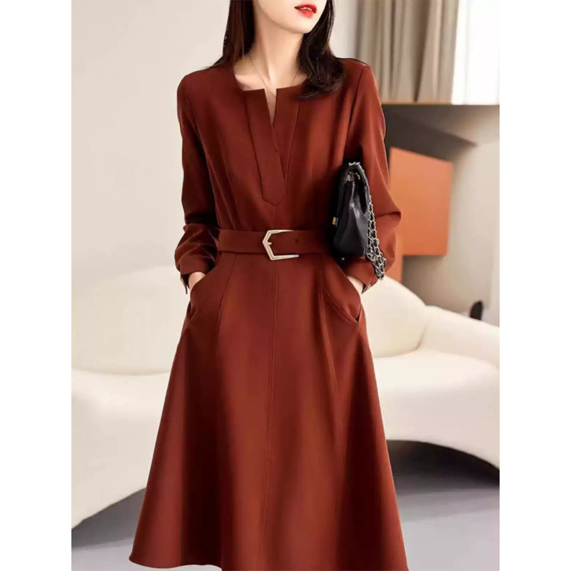 6253 # Red long-sleeved dress for women, spring outfit, gray tone, elegant and sophisticated, paired with a coat, waist-cinching, A-line style