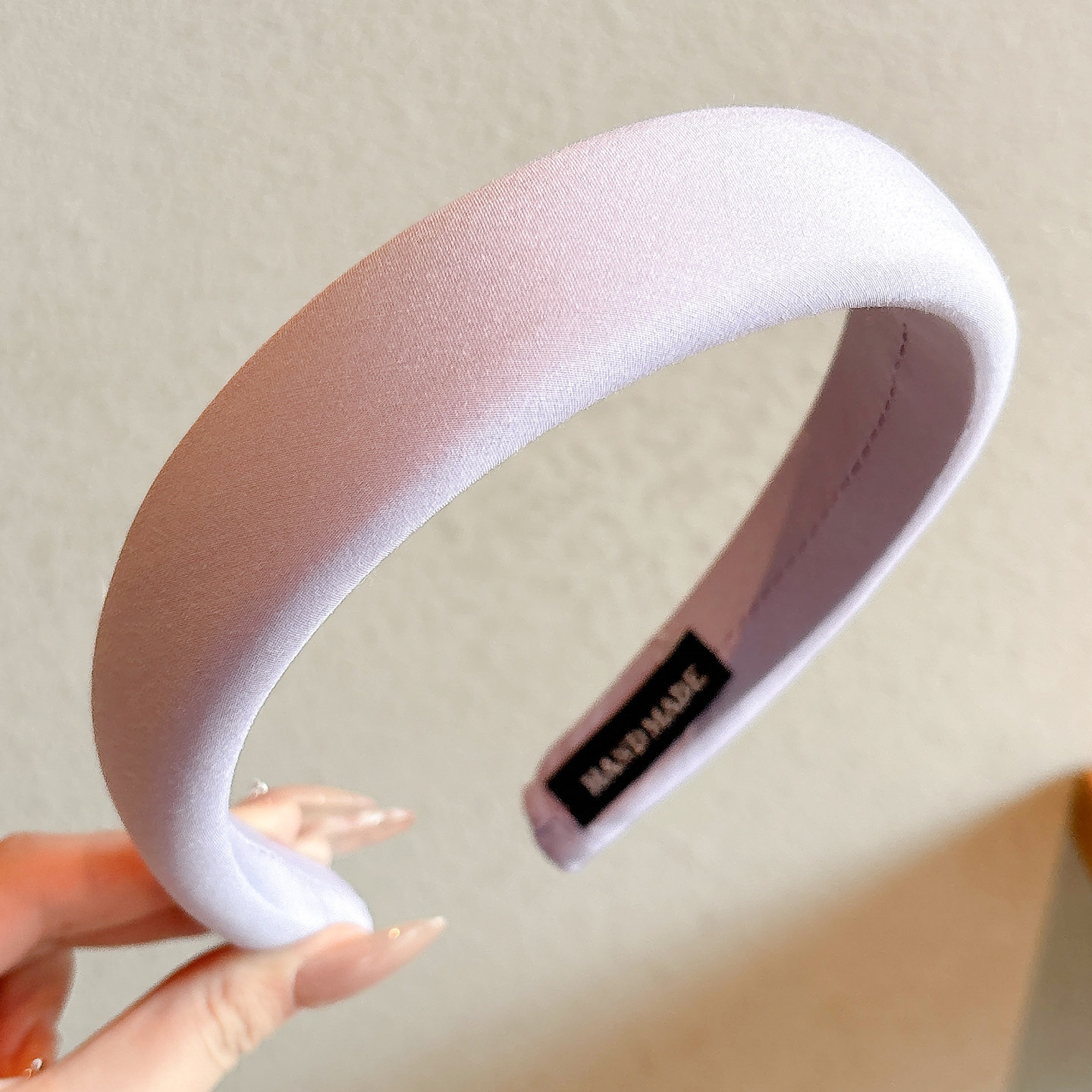 Diadema alta para mujer, nueva colección 2026, accesorio para el cabello estilo Chanel francés, elegante banda ancha para el cabello.
