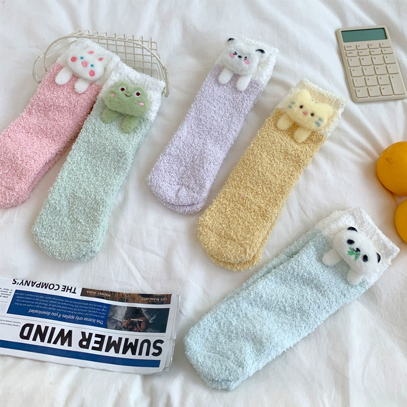 Коралловые бархатные мультяшные тёплые гольфы с рисунком, кукла, средней длины