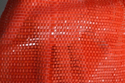 Naranja en bolsa de malla, naranja en bolsa de malla, pomelo en bolsa de malla, sandía en paquete, cebolla, patata, cuerda, bolsa de pollo