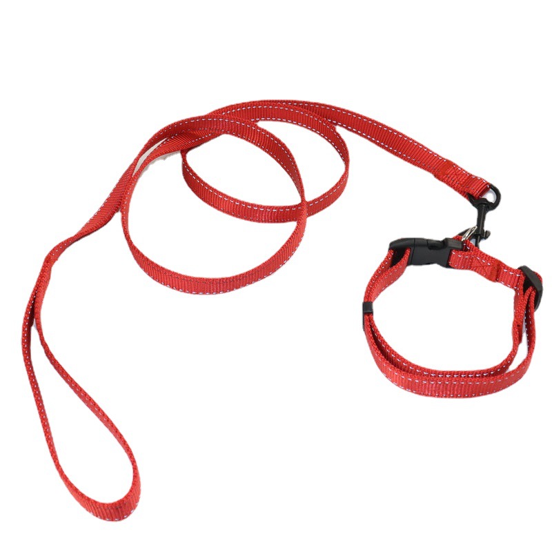 Noche DE SEGURIDAD mascota tracción cuerda tira reflectante medio y perros pequeños a prueba de explosiones collar de perforación perro cuerda perro caminar cuerda fabricante