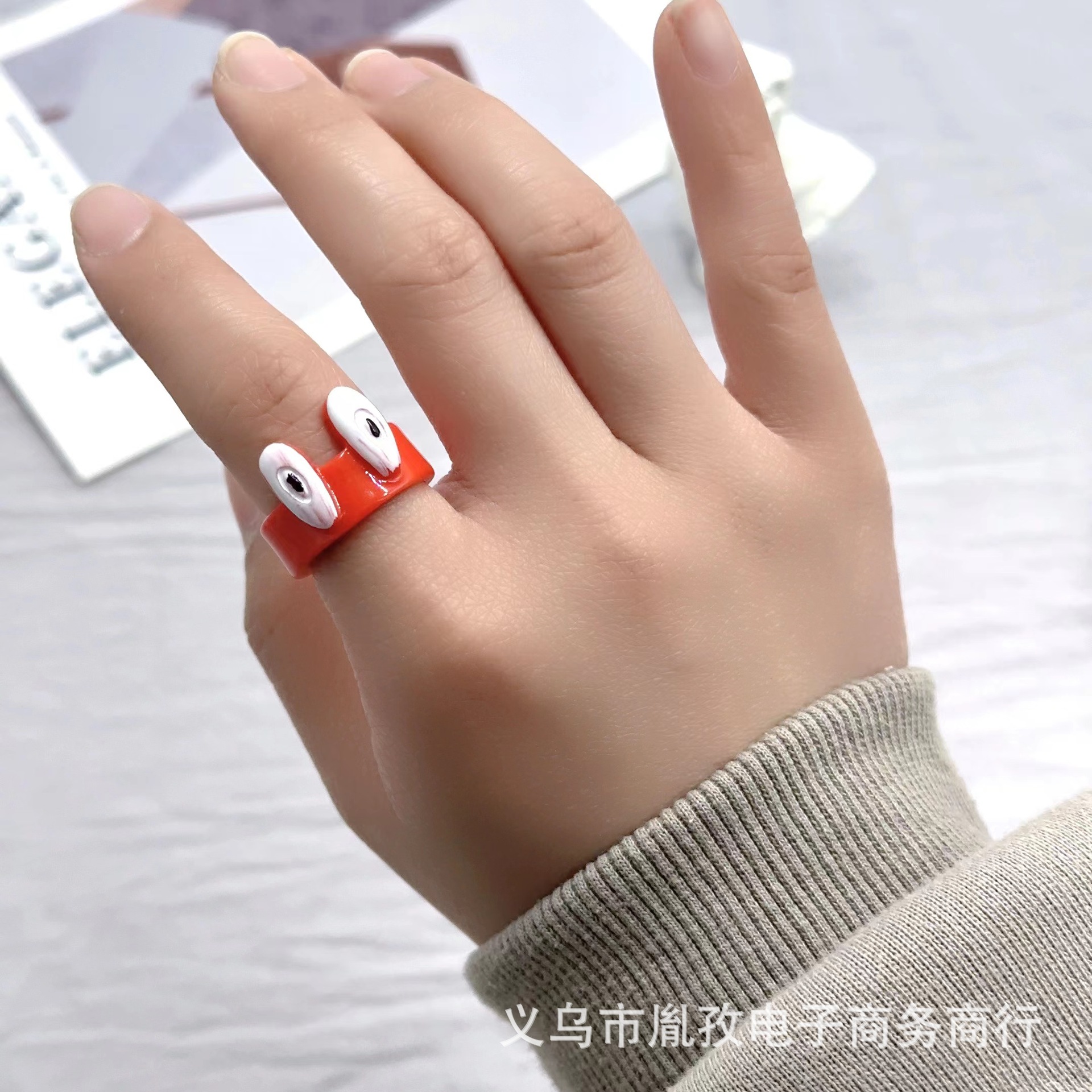 5acb345f96705902c6f1eb28793323