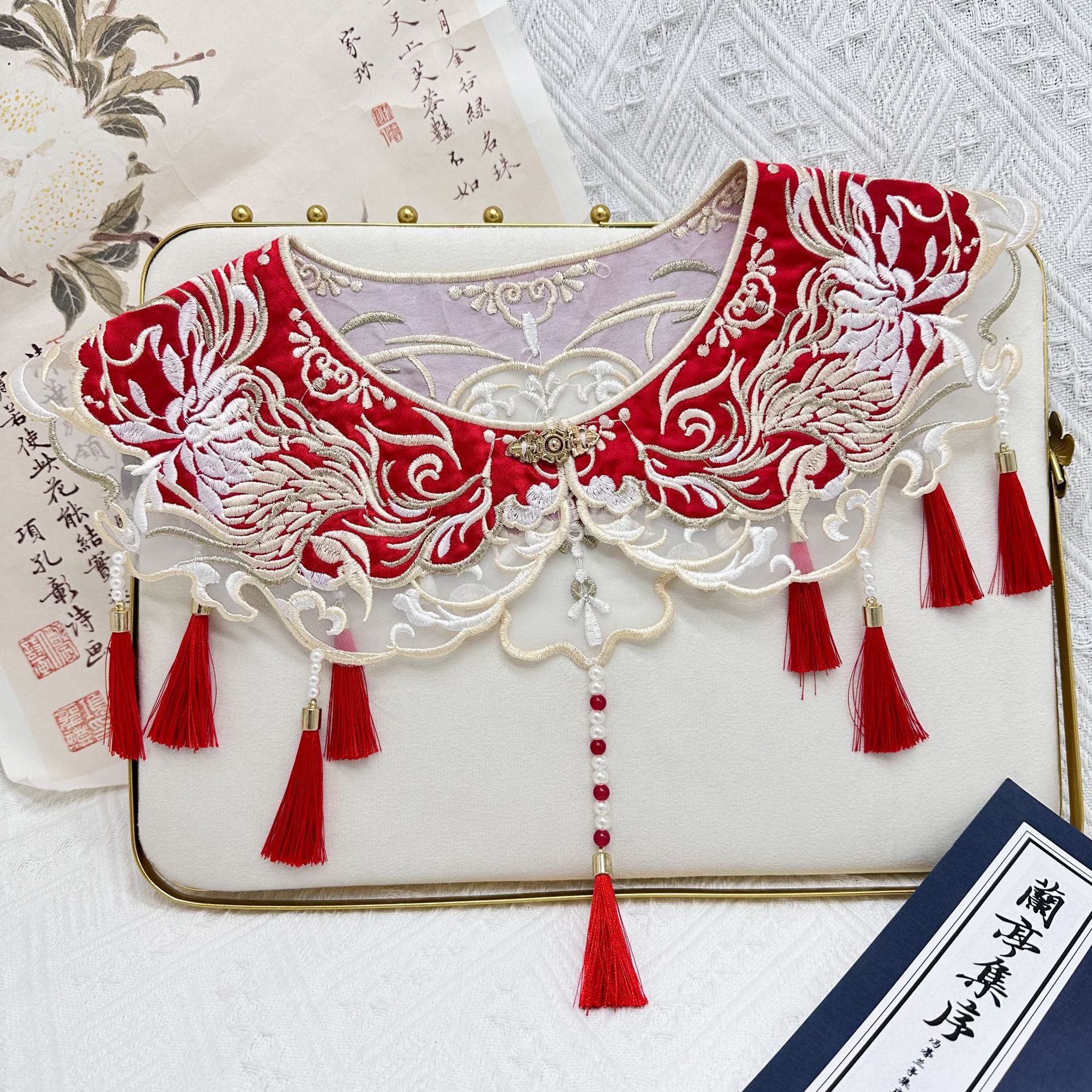 Capa de hombro con estampado de nubes de estilo antiguo, falda roja mamian con borlas de perlas de estilo chino, muy vendida, Hanfu para mujeres y niños, combinada con un cuello falso. image 14