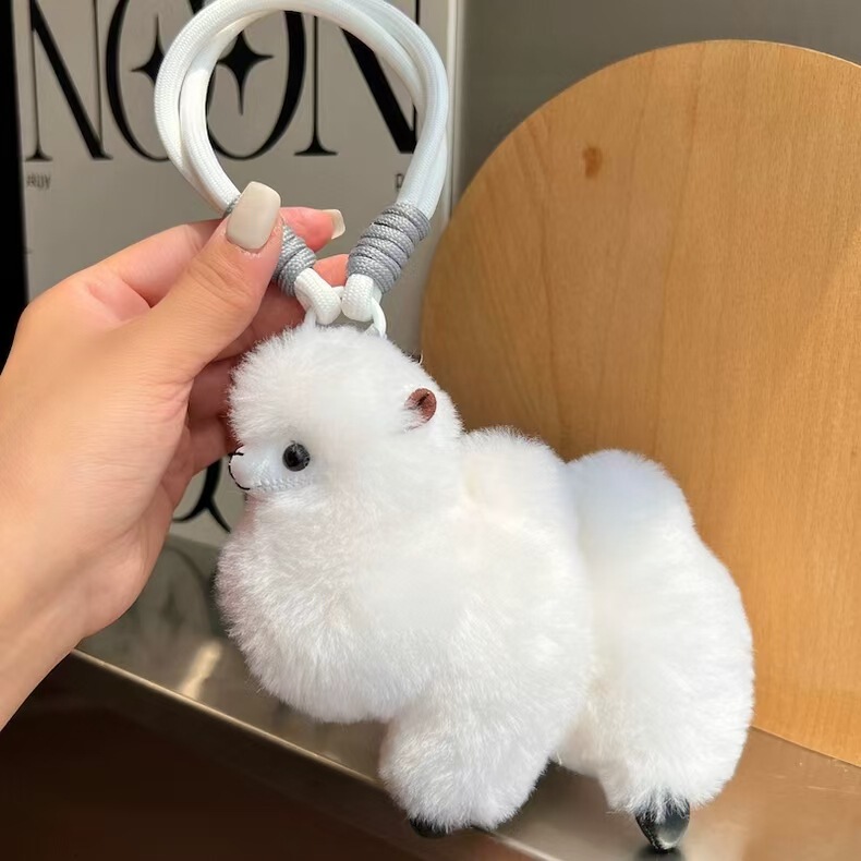 [Cute Little Alpaca] Real Wool Car Keychain Pendant Stuffed Doll Doll School Bag Pendant Gift