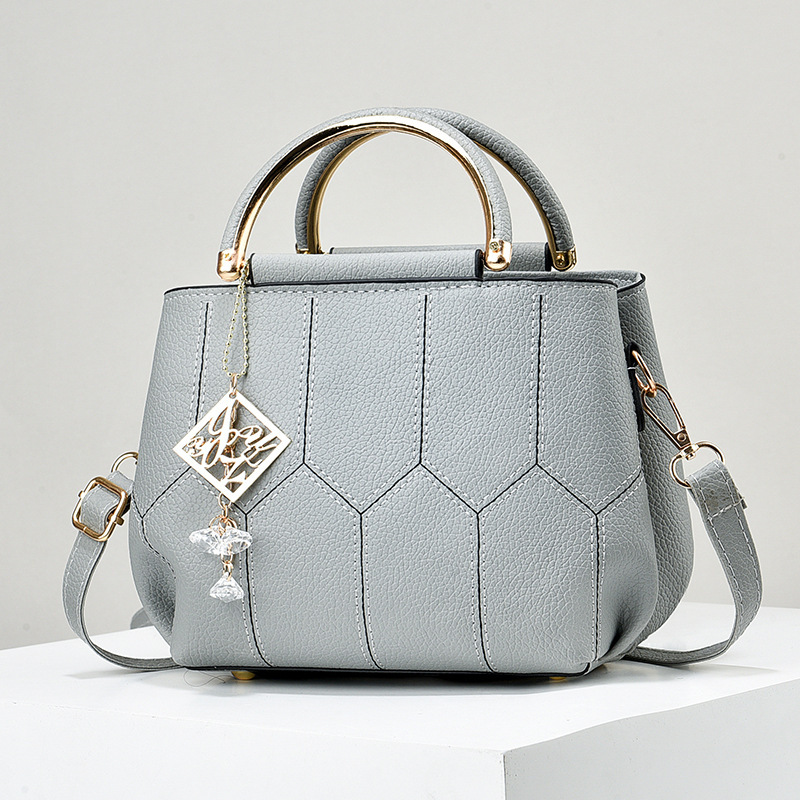 Handbag 2026 New Fashion Large-Capacity Bag for Middle-Aged Moms Versatile Shoulder Crossbody Bag Women's Bag Handbag 2026 New Fashion Large-Capacity Bag for Middle-Aged Moms Versatile Shoulder Crossbody Bag Women's Bag