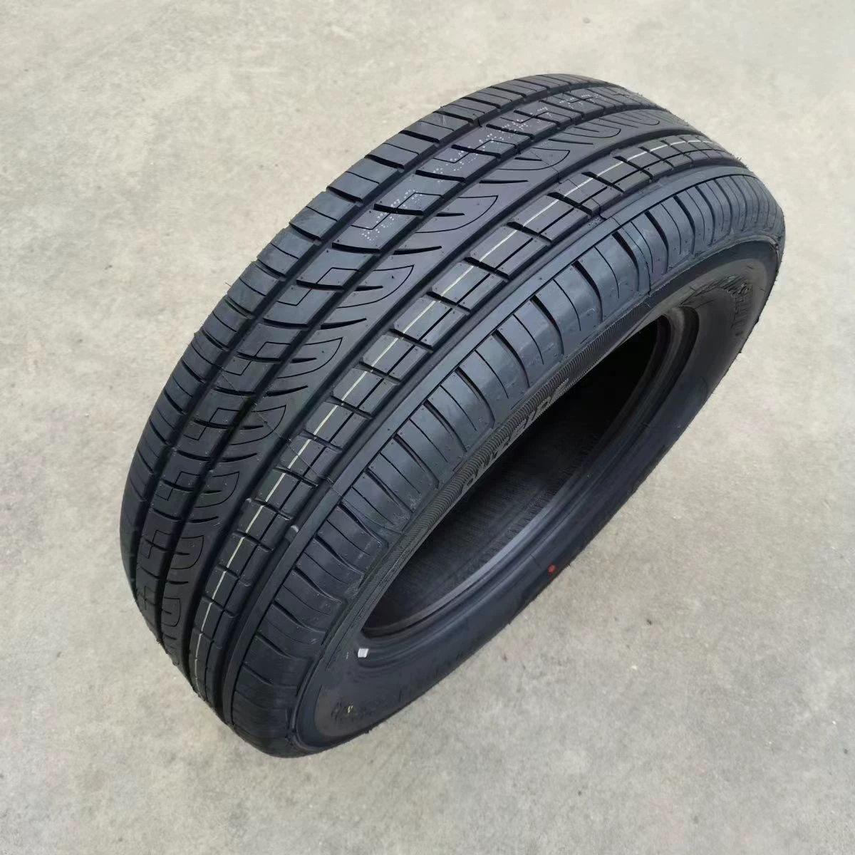 Шины для внедорожника Chevrolet Copache 235/60R17, специально, для Mercedes-Benz GLK300, комфортные и бесшумные 235/60R17