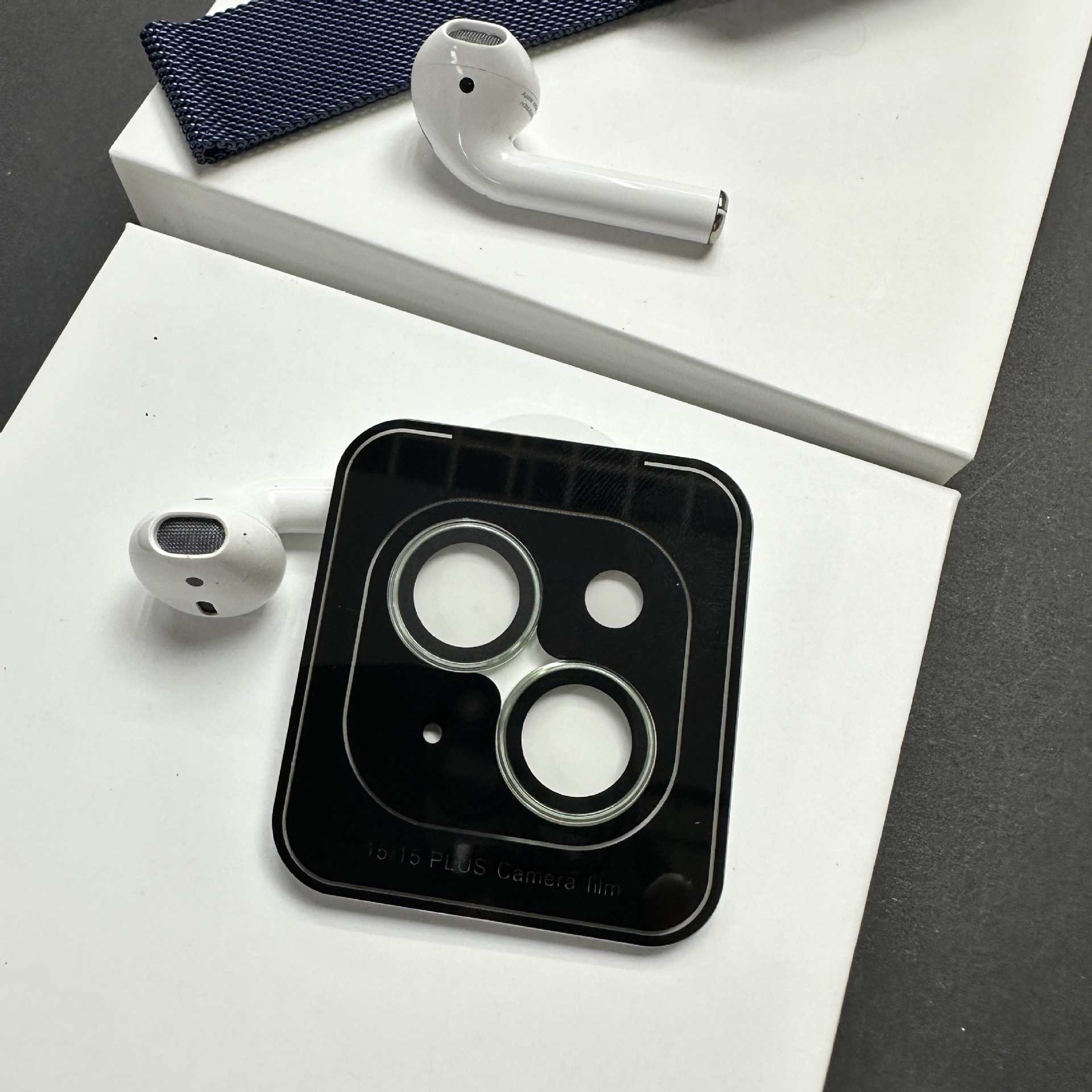 Adecuado para iPhone15promax lente película paso de dos colores lente película protector Apple 15Pro color de la máquina original