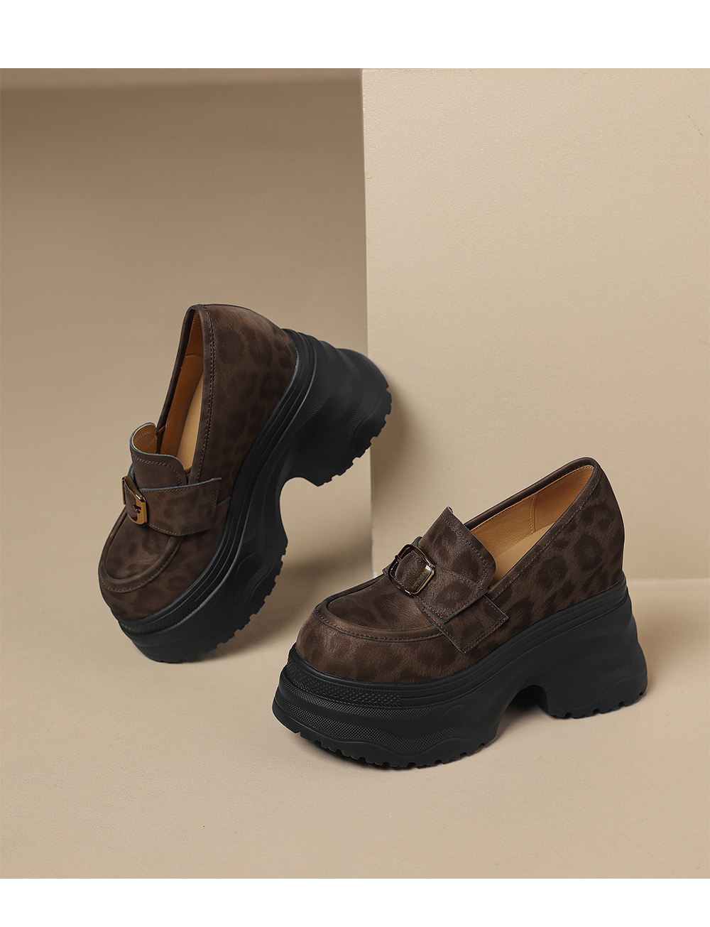 Giày loafer nữ đế xuồng họa tiết báo khóa kim loại tăng chiều cao — đen, nâu đen chi tiết 15