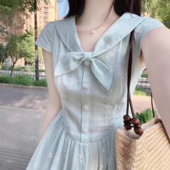 女性のための小さな新鮮なブルーネイビーカラーの半袖ドレス 2025 夏美しいハイエンドピンチウエスト A ラインロングドレス