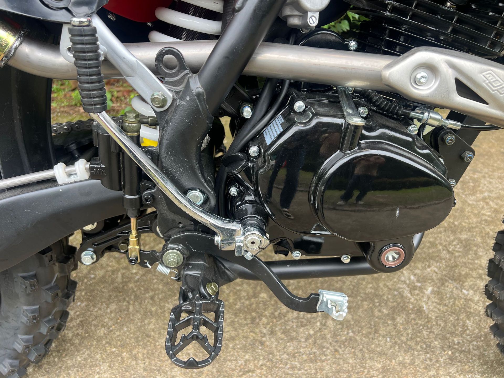 Adult Two-Wheeled Off-Road Motorcycle Fuel Motorcycle Mountain Off-Road Desert Motorcycle Beach Vehicle All-Terrain Vehicle