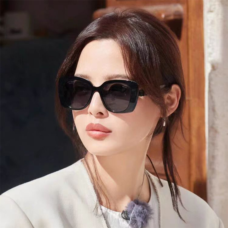 Xin Zhilei's Same Style Chanel-Inspired Sunglasses for Women, High-End 2026 New Model, Sun Protection Sunglasses for Men Xin Zhilei's Same Style Chanel-Inspired Sunglasses for Women, High-End 2026 New Model, Sun Protection Sunglasses for Men