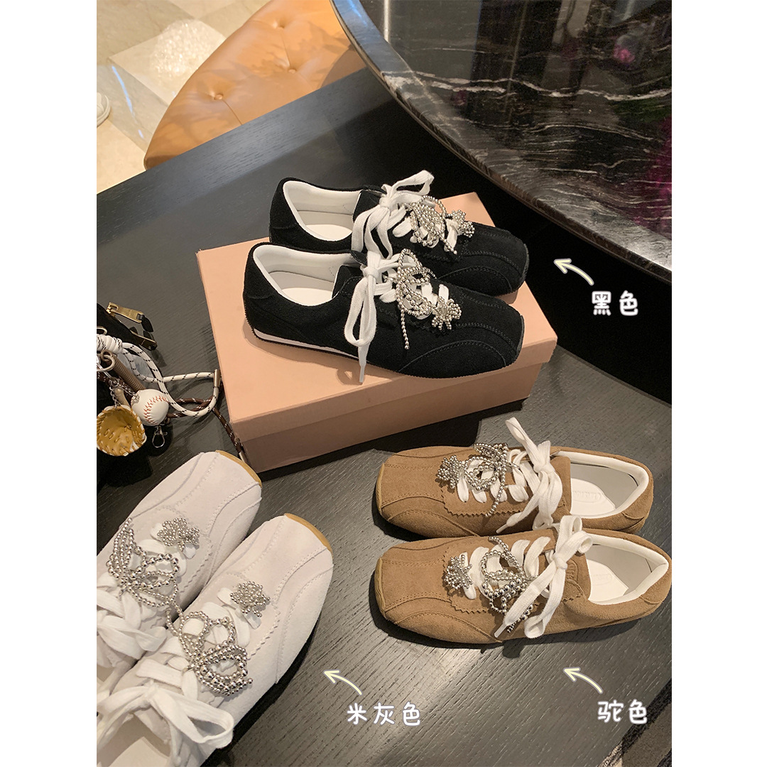 Versión de cuero de vaca de la uva de la misma cabeza retrógrada de perla zapatos de arco de zapatos deportivos casuales zapatos de entrenamiento de la mujer Gump zapatos