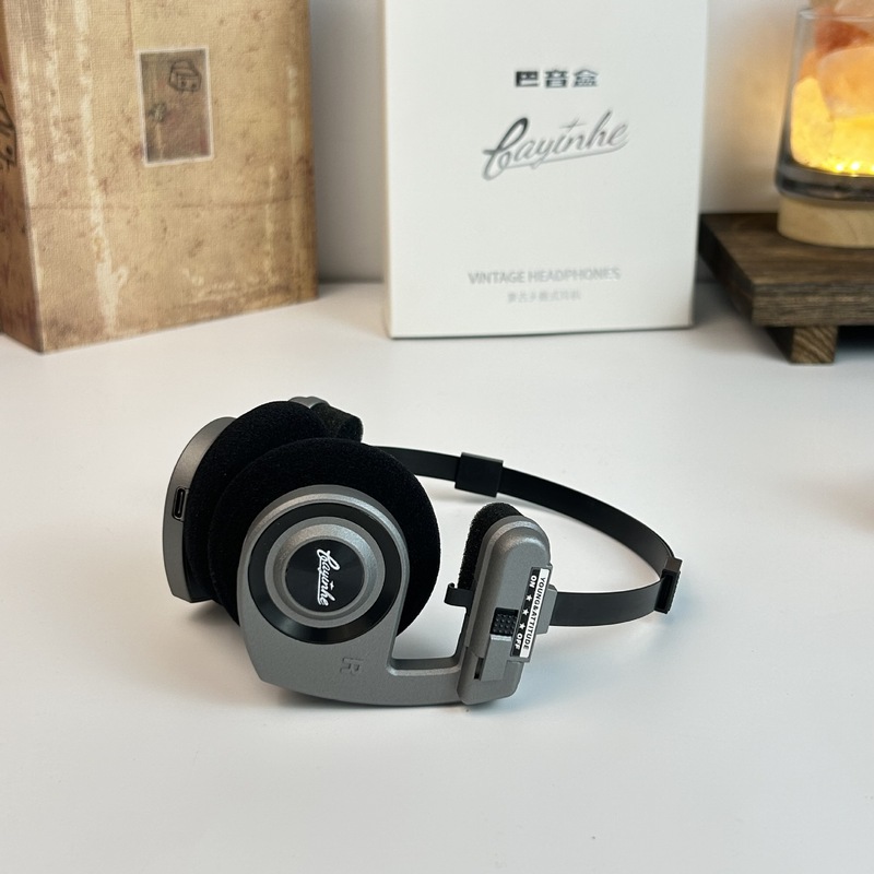 巴音箱h 1proのヘッドセット式のアメリカ式のレトロな無線のbluetoothのイヤホンのネットの赤いPlusの女子学生は写真を撮って折りたたみます。|undefined
