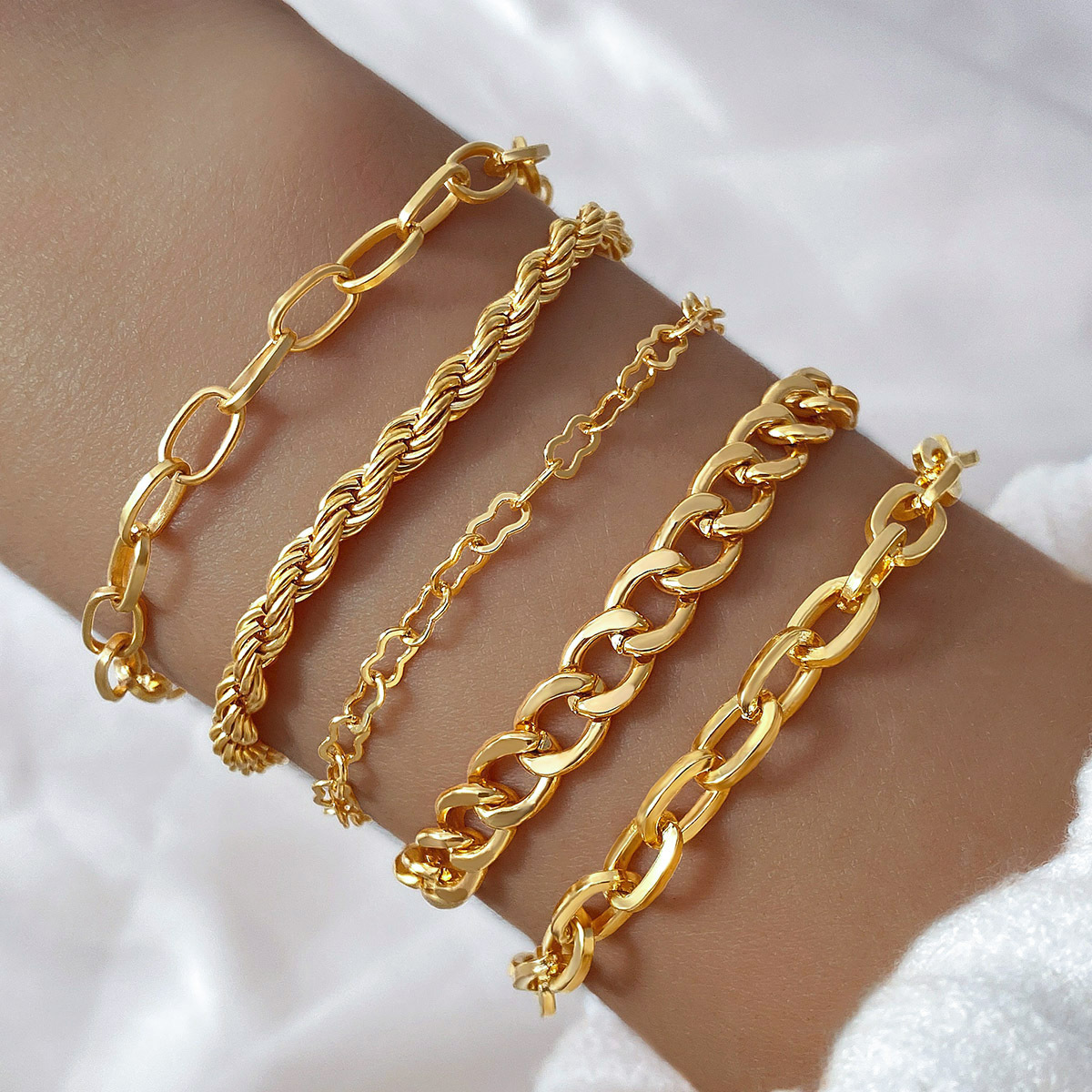 Solid Color Pattern Women's Gender Casual Bohemian Solid Color Metal Wholesale Bracelets