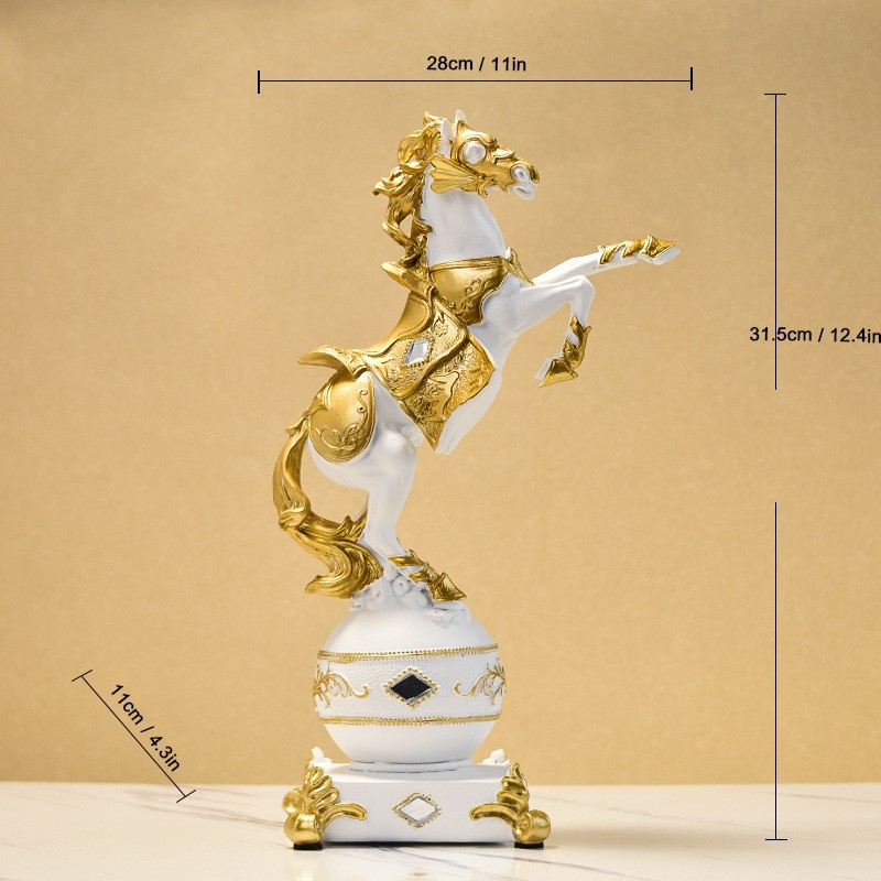 人気の馬の像、軽くて豪華な家の装飾品、リビングルームのエントランスホールのテレビキャビネットの装飾、幸運の馬年工芸品