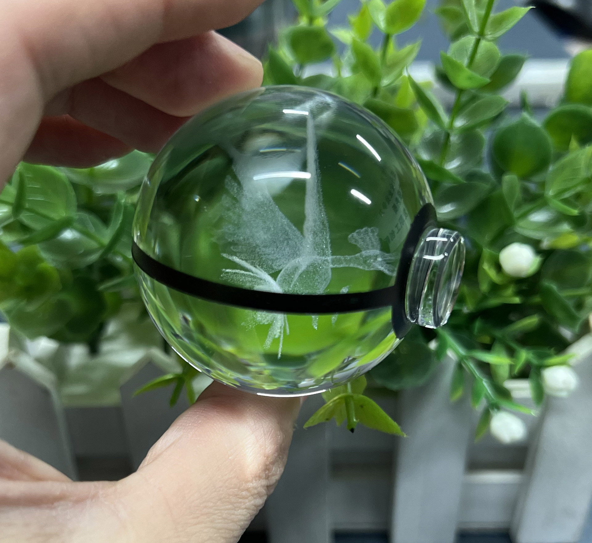 Exclusivo transfronterizo nueva serie de Navidad BOLA DE elfo Pokemon bola de cristal periférica super gigante dragón de pulverización de fuego luz nocturna