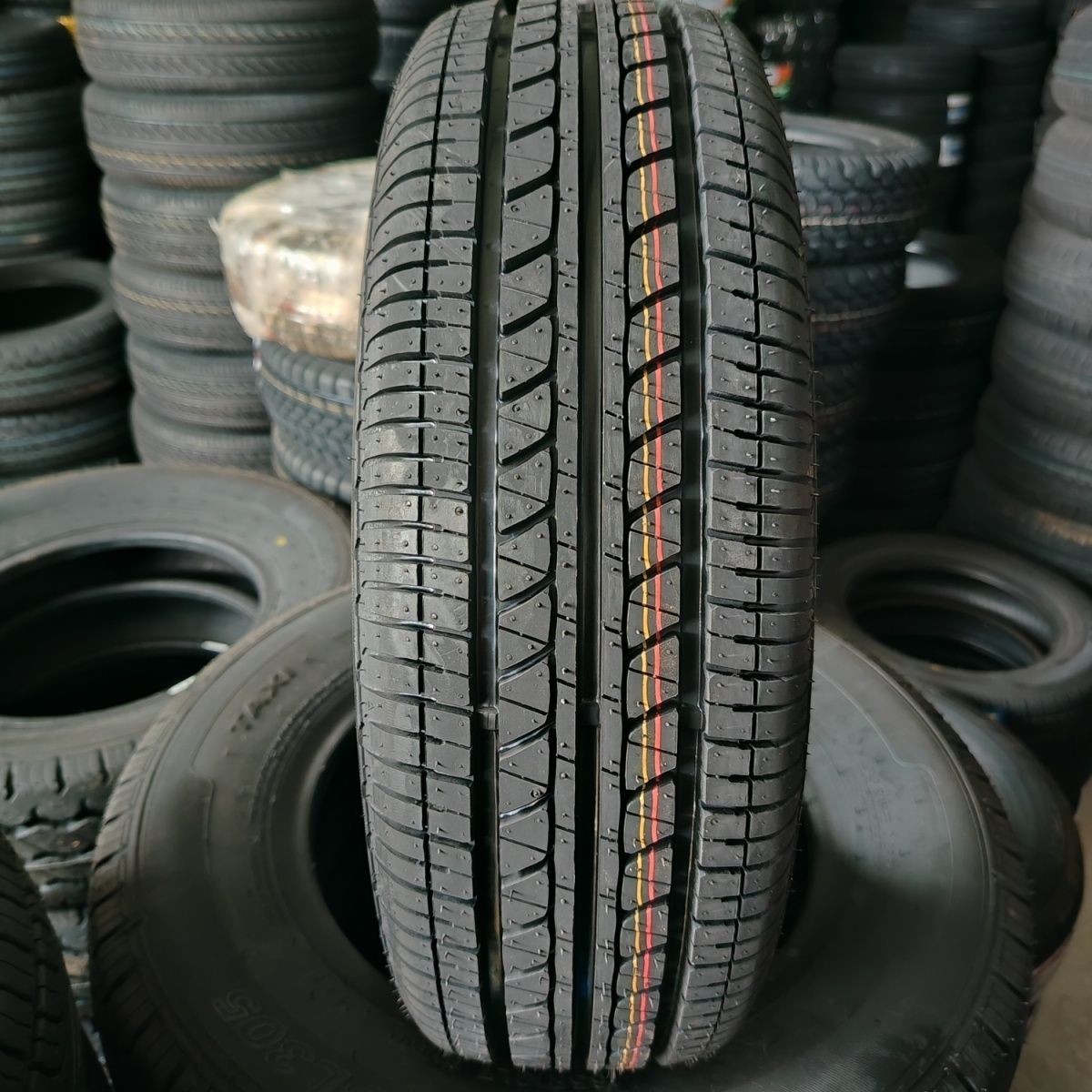 Brand New Tire 165/70R12 77t for Wuling Mini Tricycle and Bestune Pony Modification 1657012