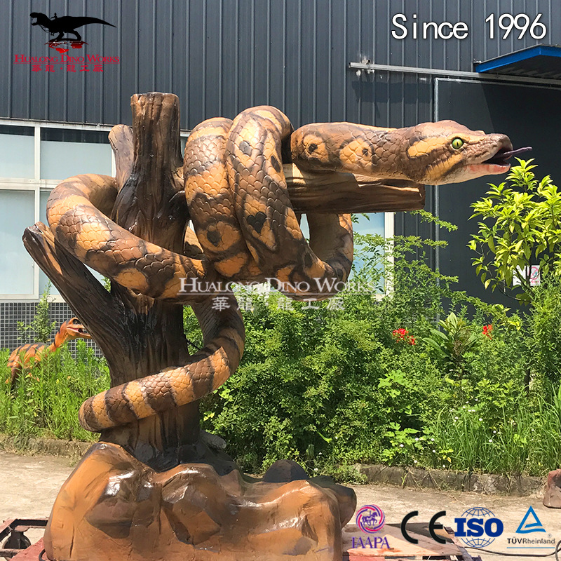 圣诞节氛围摆件 仿真蟒蛇模型 自贡源头厂家生产 景区公园主题展