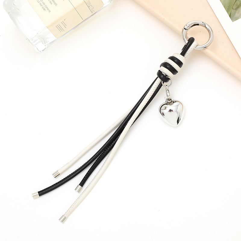 Nuevo tipo de cuerdas de cuero PU llavero colgante in bolsos de moda colgante cadena accesorios DIY tejido a mano